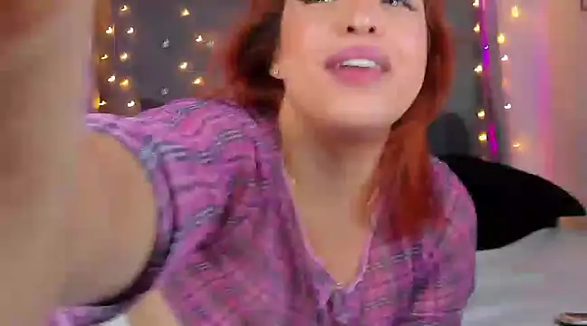 Anaroussew02 online show from February 27, 2025, 8:17 am