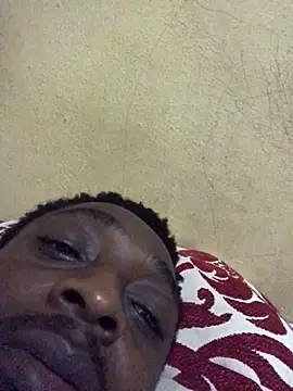 Snapshot of justyou2025 chatting on February 24, 2025, 11:30 pm justyou2025 online show from February 24, 2025, 11:30 pm