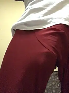 Snapshot of justyou2025 chatting on February 26, 2025, 11:04 pm justyou2025 online show from February 26, 2025, 11:04 pm