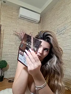 Bella Posh online show from February 15, 2026, 12:14 pm