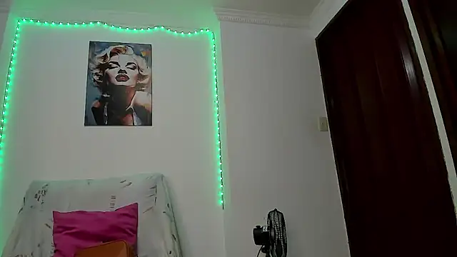 Snapshot of sindy_castro chatting on February 11, 2026, 1:49 pm sindy castro online show from February 11, 2026, 1:49 pm