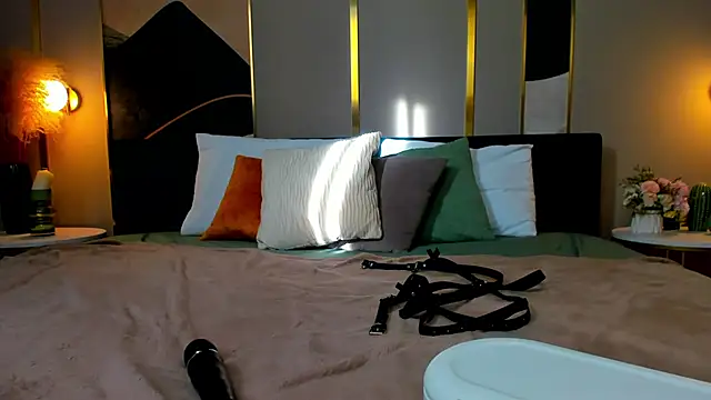 Snapshot of _BunnyDollStella_ chatting on February 24, 2025, 4:38 am BunnyDollStella online show from February 24, 2025, 4:38 am