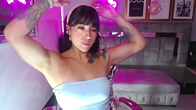 Isabella Collen v online show from March 22, 2025, 12:46 pm