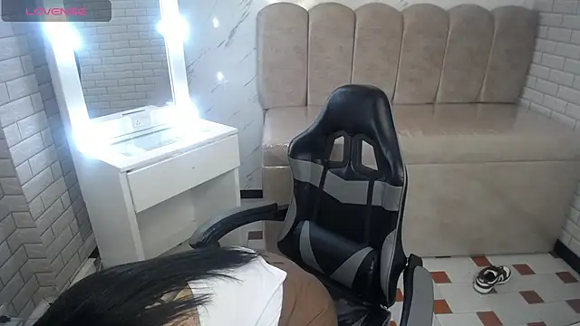 Snapshot of Isabella_Collen_v chatting on February 25, 2026, 1:10 pm Isabella Collen v online show from February 25, 2026, 1:10 pm