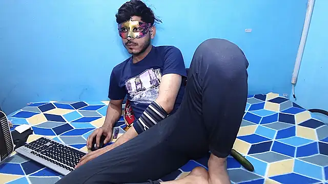 rahulkajuuu0909 online show from February 7, 2026, 4:00 pm