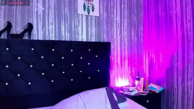 khler Angelis online show from December 4, 2025, 12:58 pm