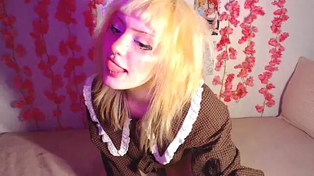 KimiSakura online show from November 14, 2025, 12:09 am