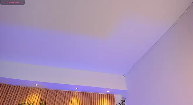 Ivaannaa  online show from March 14, 2026, 10:53 am