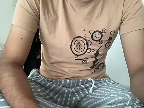 Snapshot of playboyx007 chatting on November 19, 2025, 4:23 am playboyx007 online show from November 19, 2025, 4:23 am