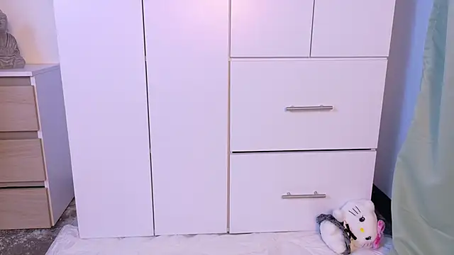 zarahCute online show from November 9, 2025, 10:19 pm