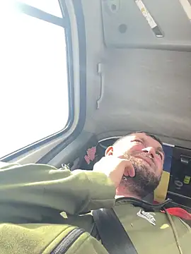 daniel21p online show from March 21, 2025, 3:13 pm