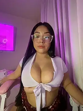 Snapshot of lima_xo chatting on February 23, 2025, 2:07 am lima xo online show from February 23, 2025, 2:07 am