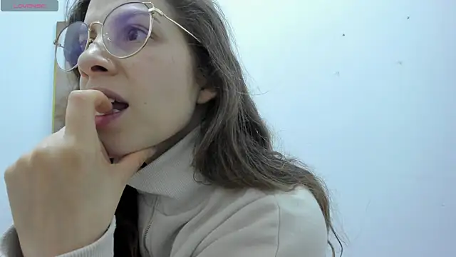 jessyegoldenn online show from September 24, 2025, 11:52 pm