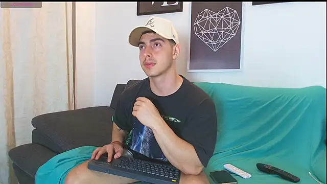 thomyafar online show from February 21, 2025, 6:07 am