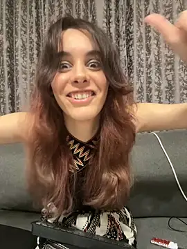 Mazzekyn online show from November 25, 2025, 10:32 pm