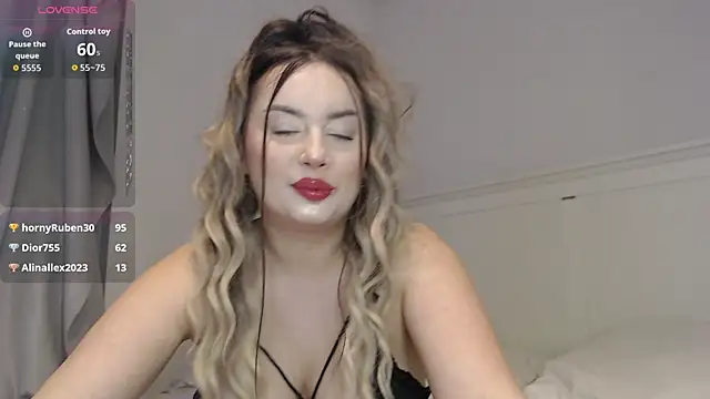 KataleyaSinn online show from April 1, 2026, 8:39 pm