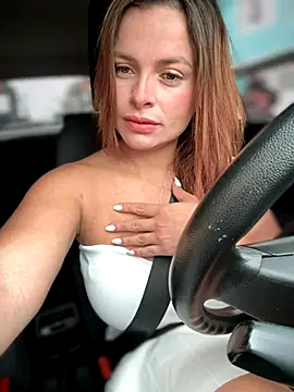 gynna kimera online show from October 27, 2025, 12:53 pm