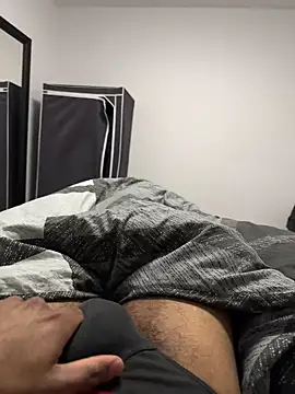 jojofloflo online show from February 23, 2025, 4:39 am