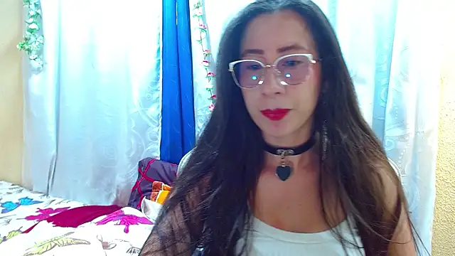 Snapshot of Gia_leinn chatting on February 16, 2026, 8:38 pm Gia leinn online show from February 16, 2026, 8:38 pm