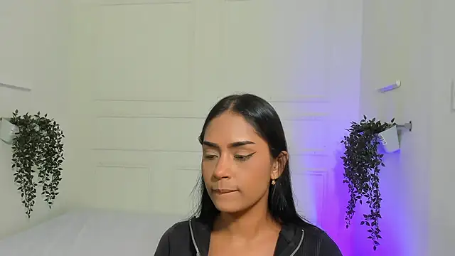 ChloeMoon9 online show from March 14, 2025, 12:07 pm