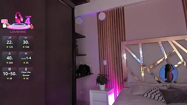 sweetviolet   online show from January 9, 2026, 12:30 pm