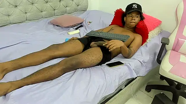 Snapshot of Luna__ho chatting on October 30, 2025, 3:19 am Luna  ho online show from October 30, 2025, 3:19 am