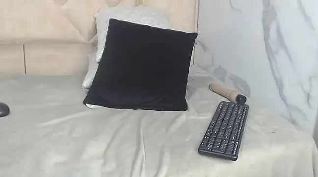 Kendall 6669 online show from March 12, 2025, 4:02 pm