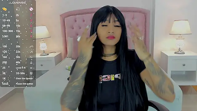 goth tasha online show from March 13, 2025, 6:12 pm