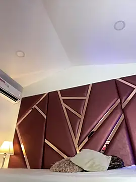 DanielaMedinaa online show from November 27, 2025, 9:28 pm