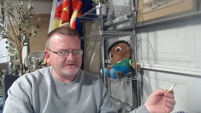 Randomoldguy615 online show from March 23, 2025, 12:36 am