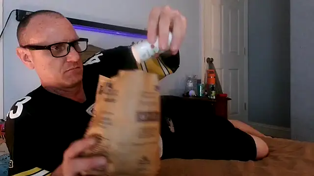 PornStro921 online show from March 4, 2025, 5:11 am