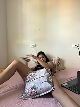 KiaraCut online show from May 17, 2026, 6:59 pm