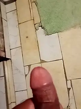 Snapshot of Safadoo2025 chatting on October 3, 2025, 9:28 am Safadoo2025 online show from October 3, 2025, 9:28 am