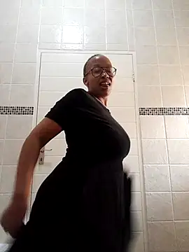 xyz089 online show from March 15, 2025, 3:59 pm