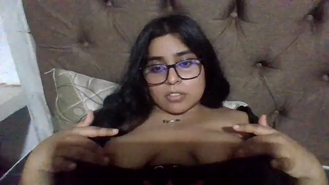 Snapshot of virginbrunette99 chatting on March 17, 2025, 3:47 am virginbrunette99 online show from March 17, 2025, 3:47 am