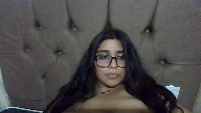 Snapshot of virginbrunette99 chatting on March 20, 2025, 11:12 pm virginbrunette99 online show from March 20, 2025, 11:12 pm