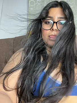 virginbrunette99 online show from June 6, 2026, 6:18 am