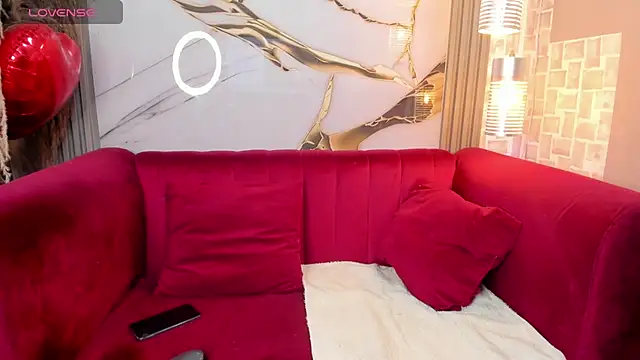 Bella williamss  online show from January 15, 2026, 7:39 pm