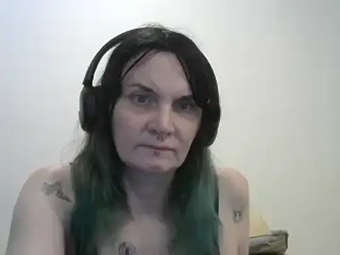 Hotmodel1984 online show from March 12, 2026, 4:18 am