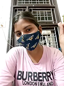 Snapshot of heena-3678 chatting on September 13, 2025, 2:06 pm heena-3678 online show from September 13, 2025, 2:06 pm