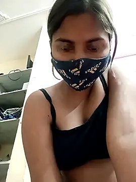 Snapshot of heena-3678 chatting on October 8, 2025, 12:25 pm heena-3678 online show from October 8, 2025, 12:25 pm