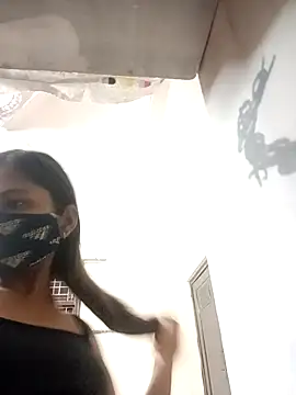 Snapshot of heena-3678 chatting on October 25, 2025, 1:51 pm heena-3678 online show from October 25, 2025, 1:51 pm