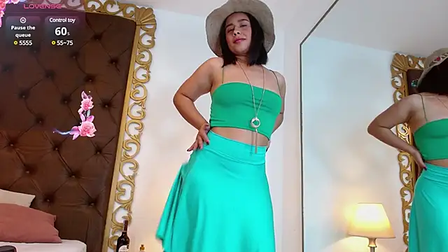 SofiiaMartinez  online show from March 15, 2025, 11:19 am