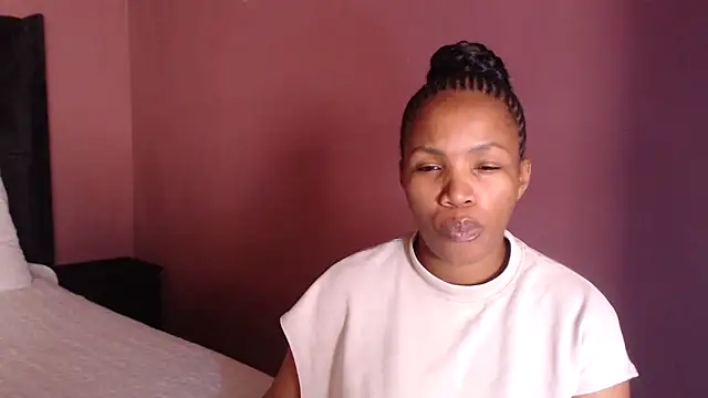 xMiAmor online show from March 27, 2026, 10:04 am