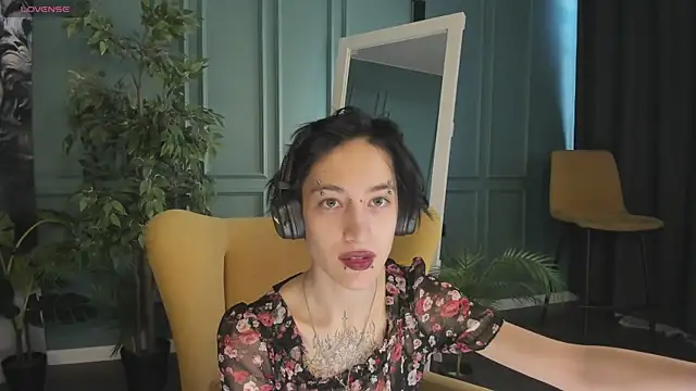 Snapshot of lisbatsyy chatting on March 8, 2025, 1:57 pm lisbatsyy online show from March 8, 2025, 1:57 pm