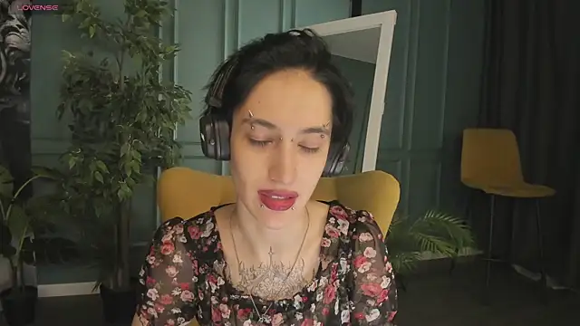 Snapshot of lisbatsyy chatting on March 8, 2025, 5:54 pm lisbatsyy online show from March 8, 2025, 5:54 pm