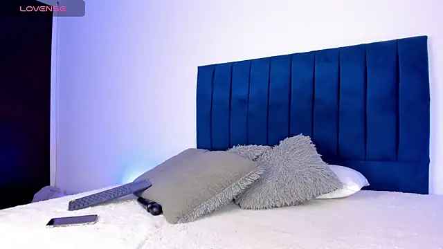 Iam brittanyjhons online show from December 22, 2025, 12:18 am