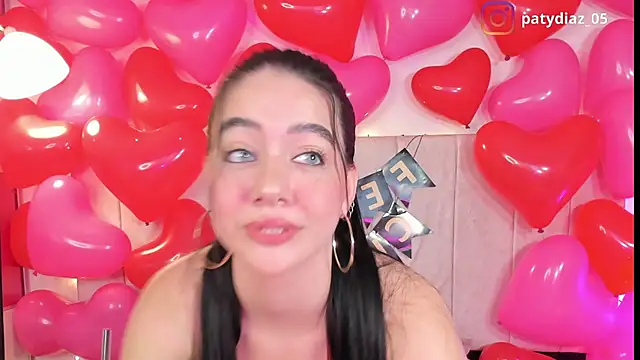 MiiaParker6972 online show from February 7, 2026, 9:51 pm