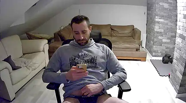 gryzoon online show from March 22, 2025, 1:00 am