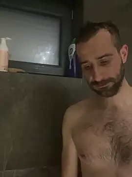 gryzoon online show from September 16, 2025, 1:06 am